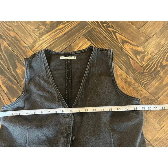 Abercrombie & Fitch Denim Vest - Picture 4 of 9